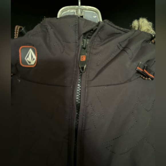 Volcom women’s snowboard jacket black medium - Picture 3 of 5